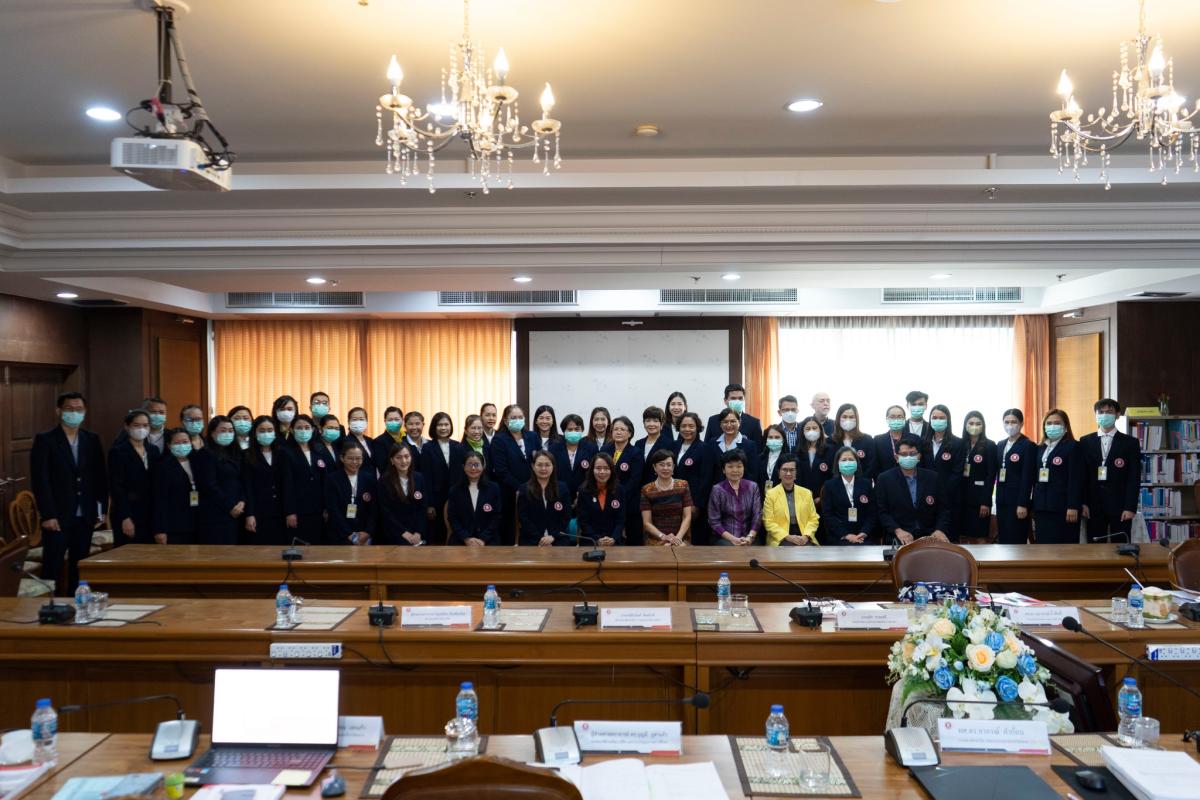 A committee of experts from the Nursing and Midwifery Council In visiting to evaluate educational institutions Nursing and midwifery studies